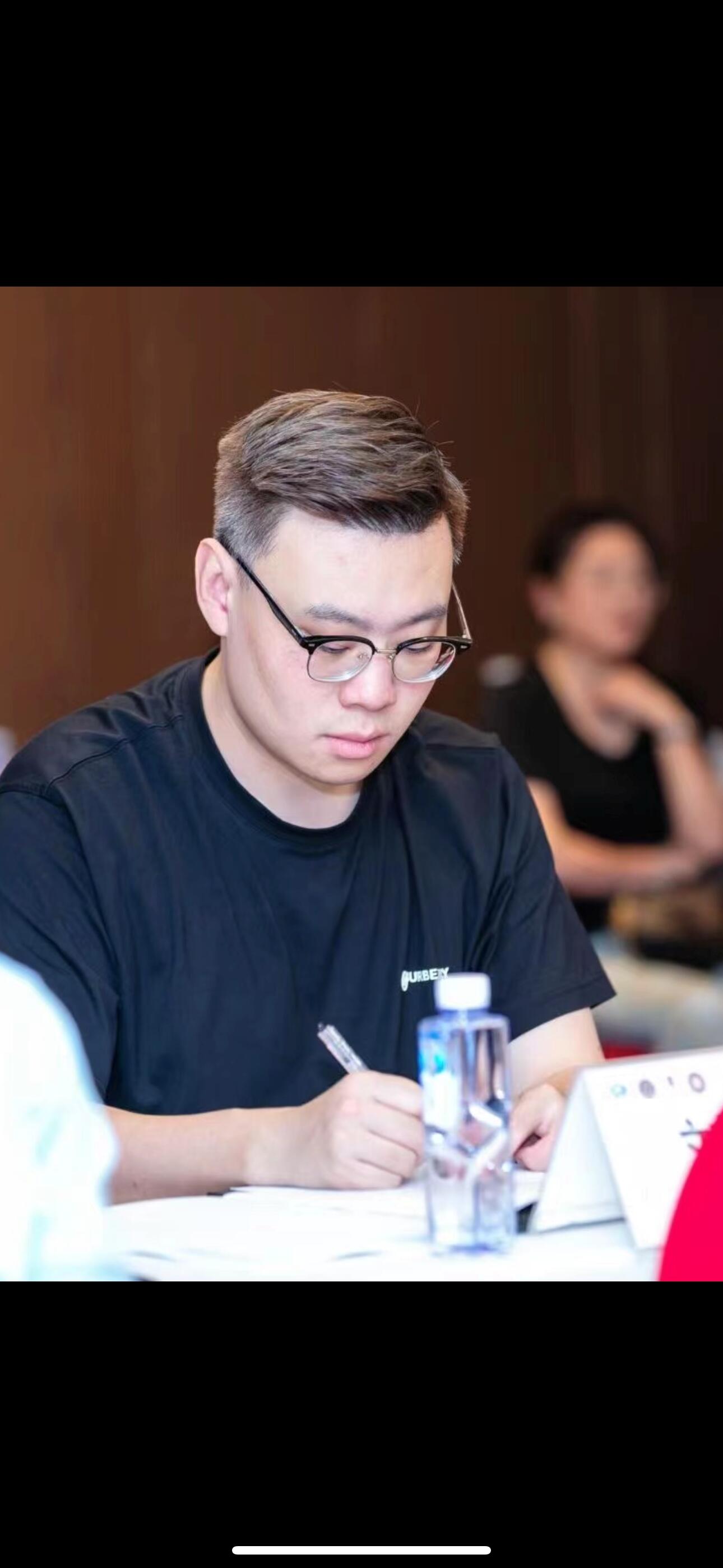 详细阅读:侯凯文(侯凯文的图片) 侯凯文(侯凯文的图片)